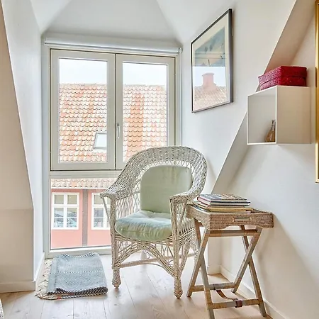 Apartment 5 Person Holiday In